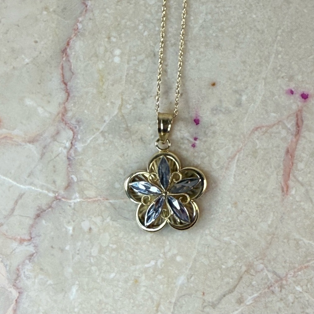 Elegant 10K Yellow and White Gold Flower Pendant Necklace